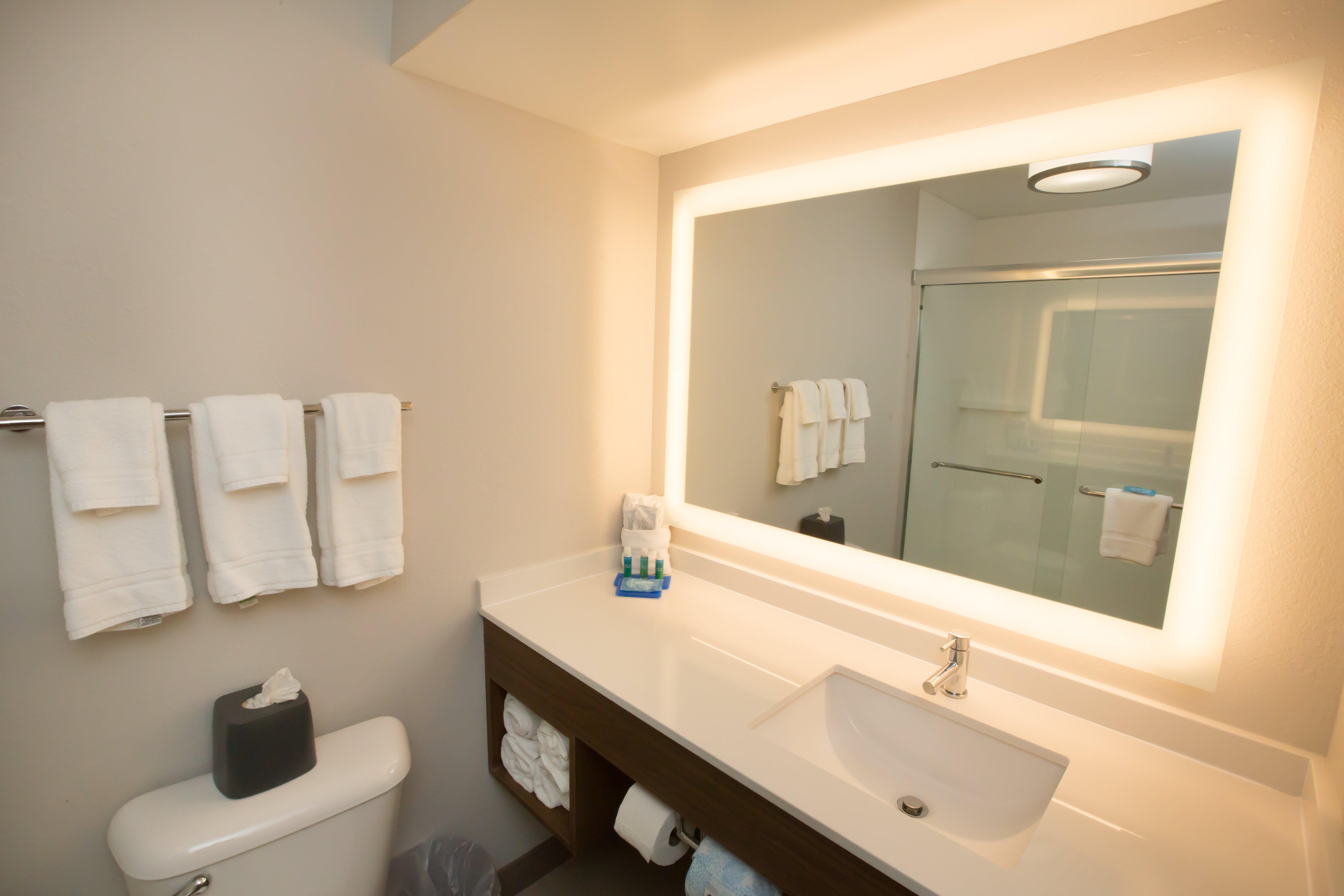 Holiday Inn Express Hotel & Suites Madison By Ihg Dış mekan fotoğraf