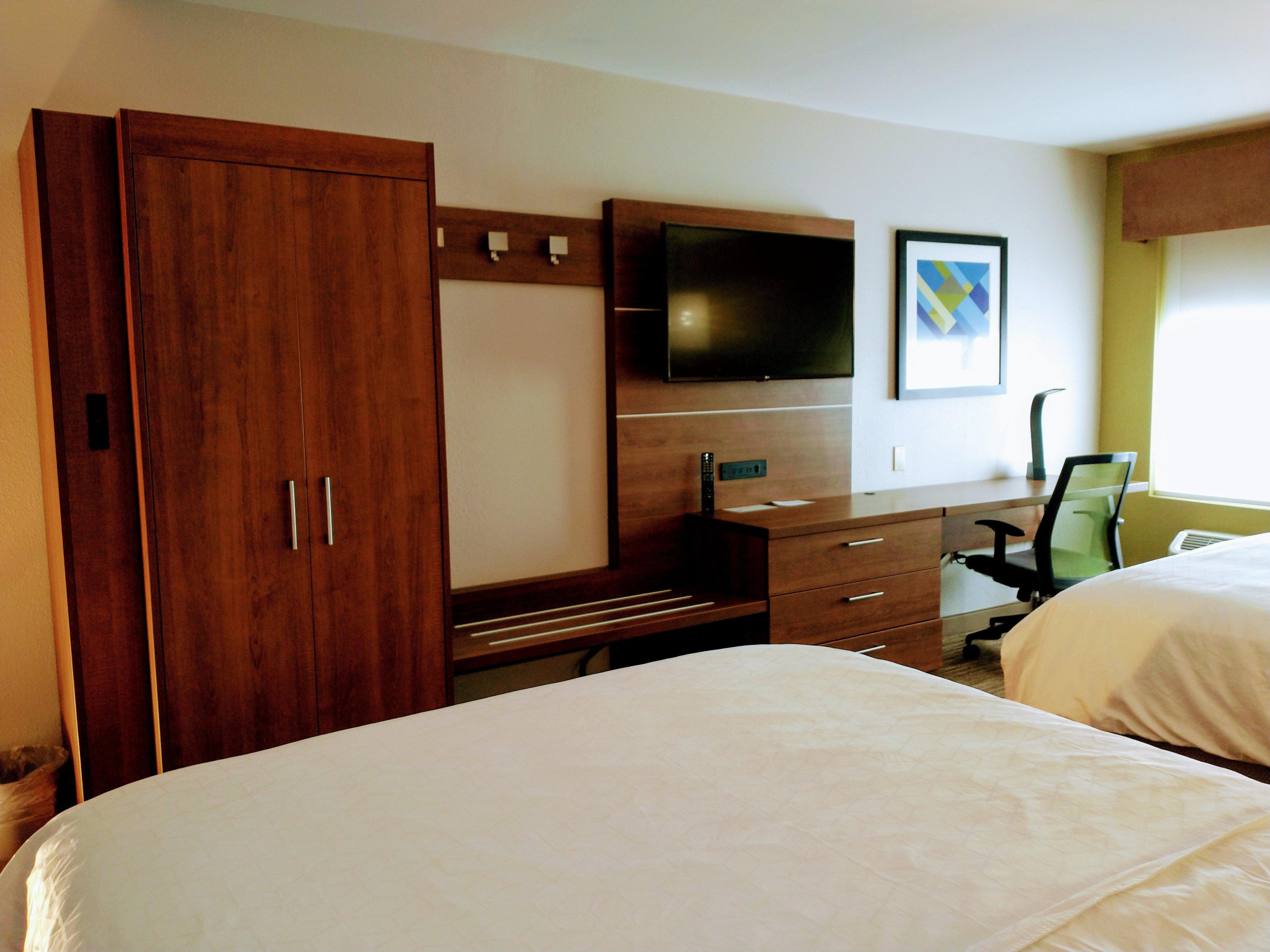 Holiday Inn Express Hotel & Suites Madison By Ihg Dış mekan fotoğraf