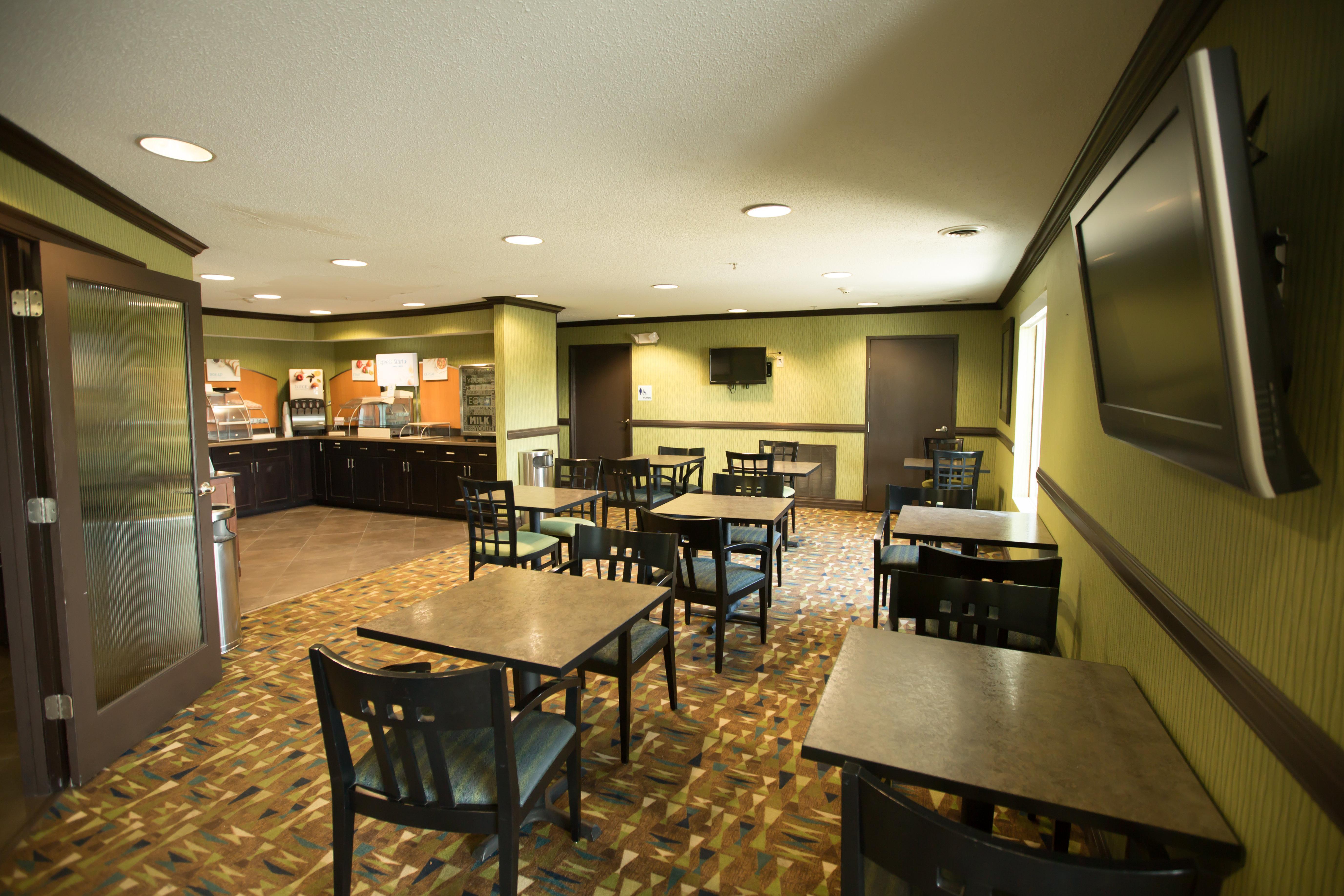 Holiday Inn Express Hotel & Suites Madison By Ihg Dış mekan fotoğraf