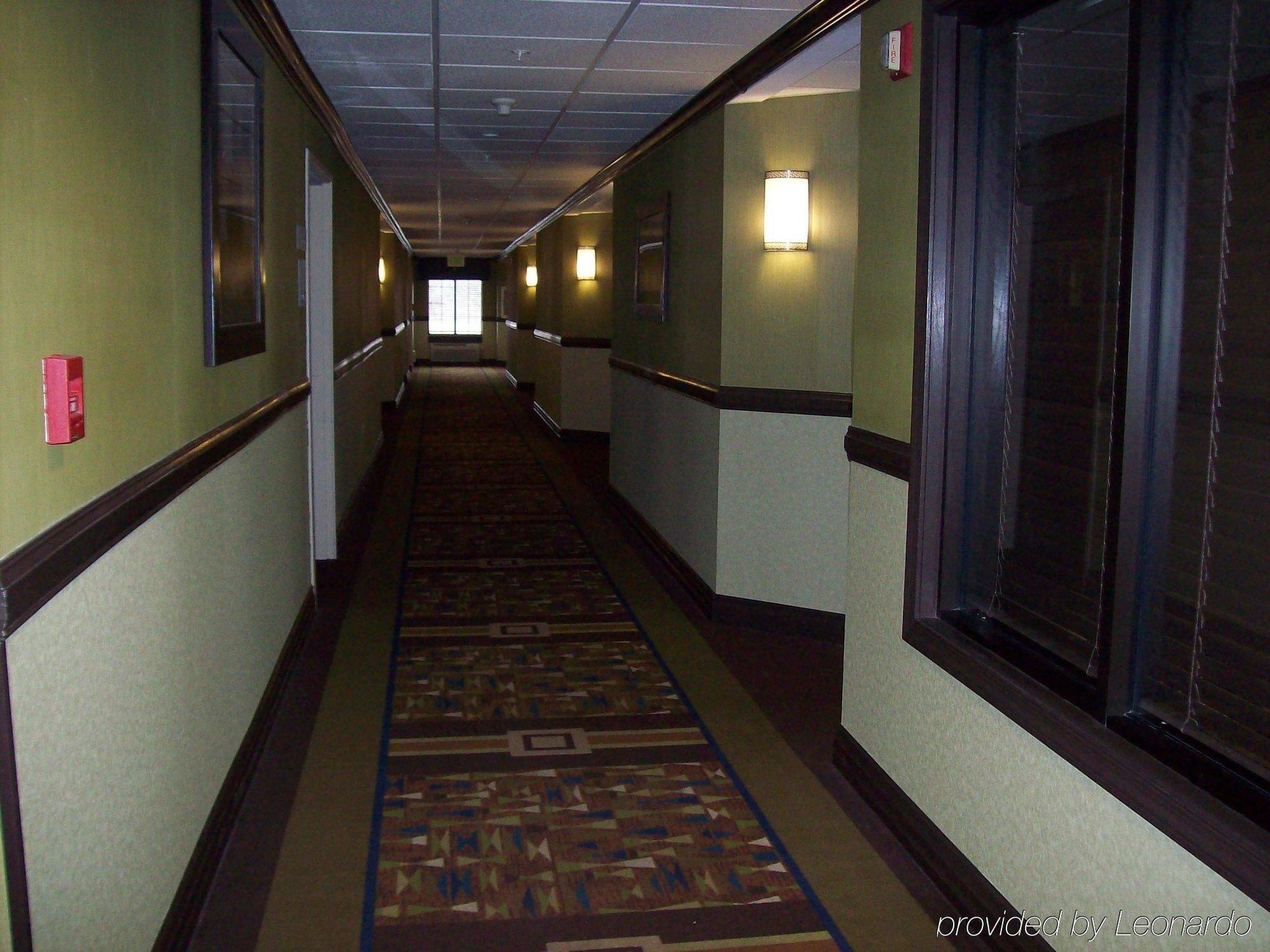 Holiday Inn Express Hotel & Suites Madison By Ihg Dış mekan fotoğraf