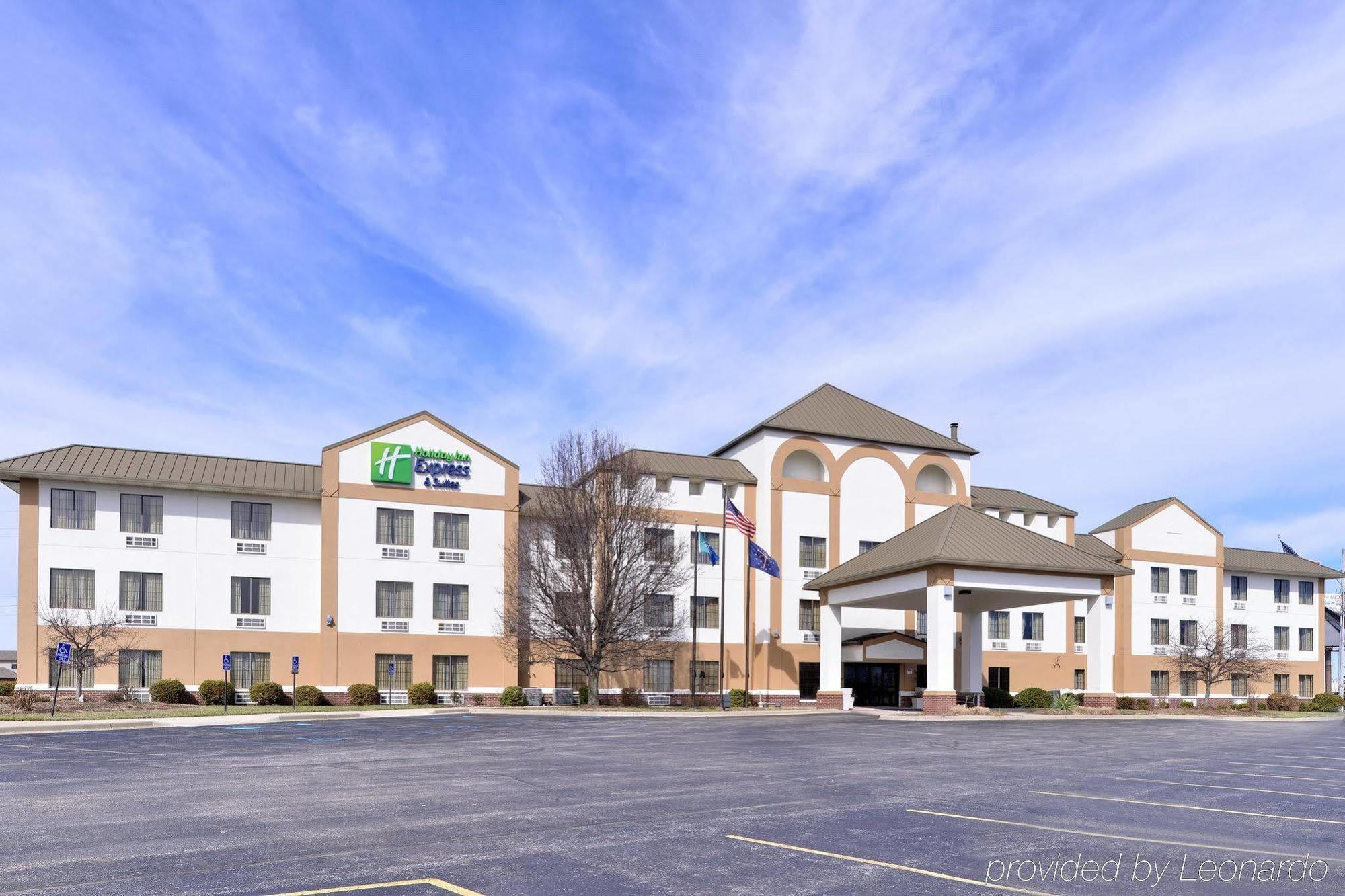 Holiday Inn Express Hotel & Suites Madison By Ihg Dış mekan fotoğraf